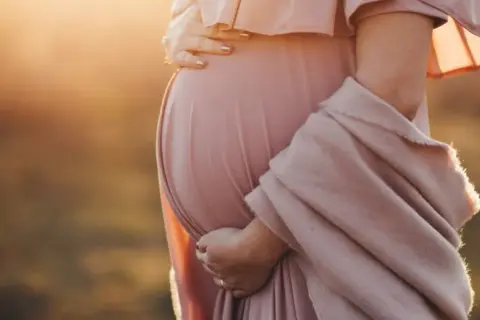Co oznacza sen o ciąży? Interpretacje i symbolika snów w senniku